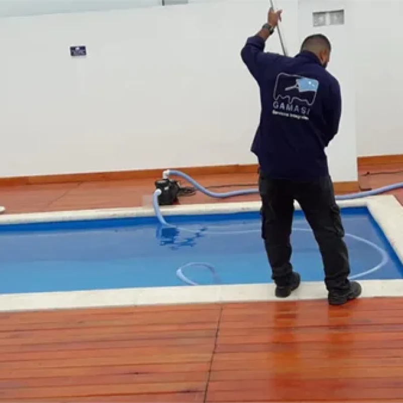 limpieza_piletas_gamasi-prueba1